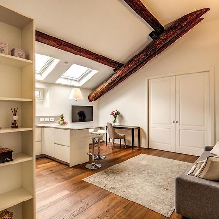 Luxurious Apartment In Milánó Kültér fotó